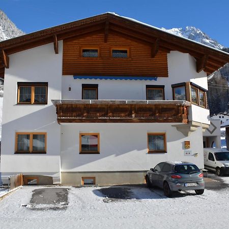 フリルシュHaus Schimpfoesslアパートメント エクステリア 写真