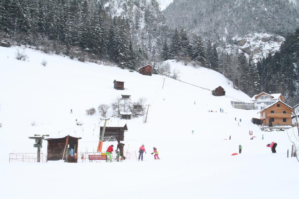 フリルシュHaus Schimpfoesslアパートメント エクステリア 写真