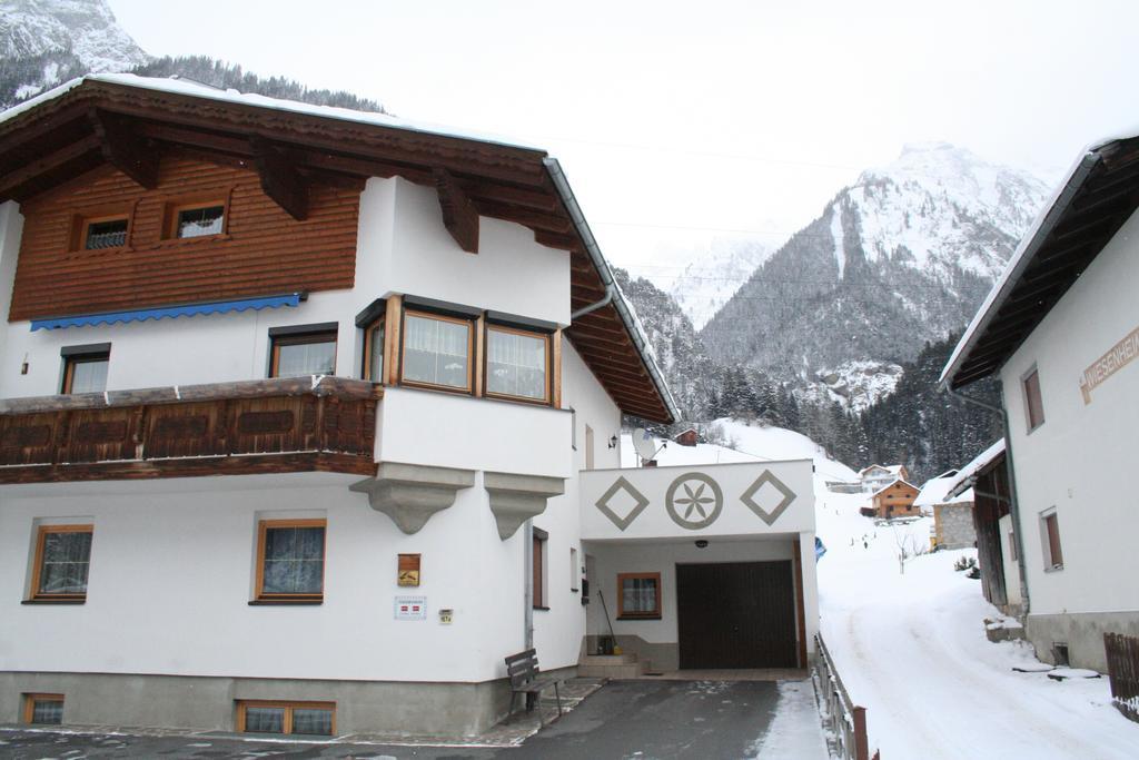 フリルシュHaus Schimpfoesslアパートメント エクステリア 写真