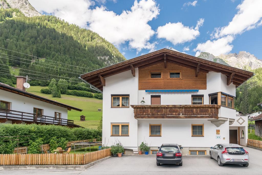フリルシュHaus Schimpfoesslアパートメント エクステリア 写真